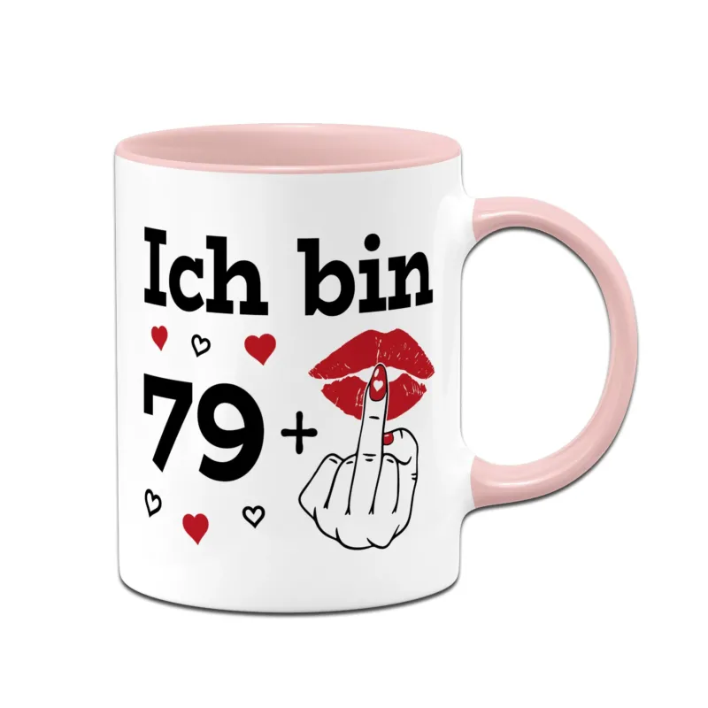 Bild: Tasse - Ich bin 79 + Mittelfinger (weibliche Version).